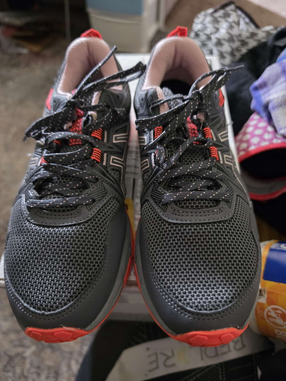 Asics Gel 7 Venture  Gray Sneakers with Pink Lining and Red Accents